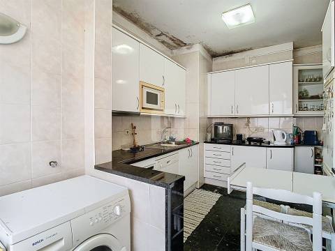 Apartamento T4 com Varandas - Casa da Música, Porto