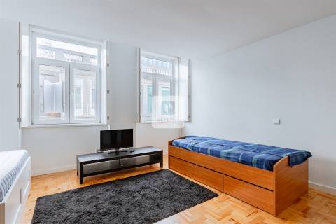 Apartamento T0 Loft mobilado - Rua do Bonfim
