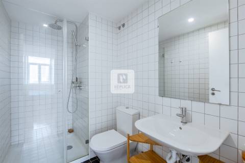 Apartamento T0 Loft mobilado - Rua do Bonfim