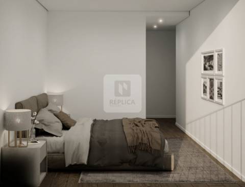 Apartamento T3 com terraço próximo ao Colégio Efanor à Senhora da Hora, Porto