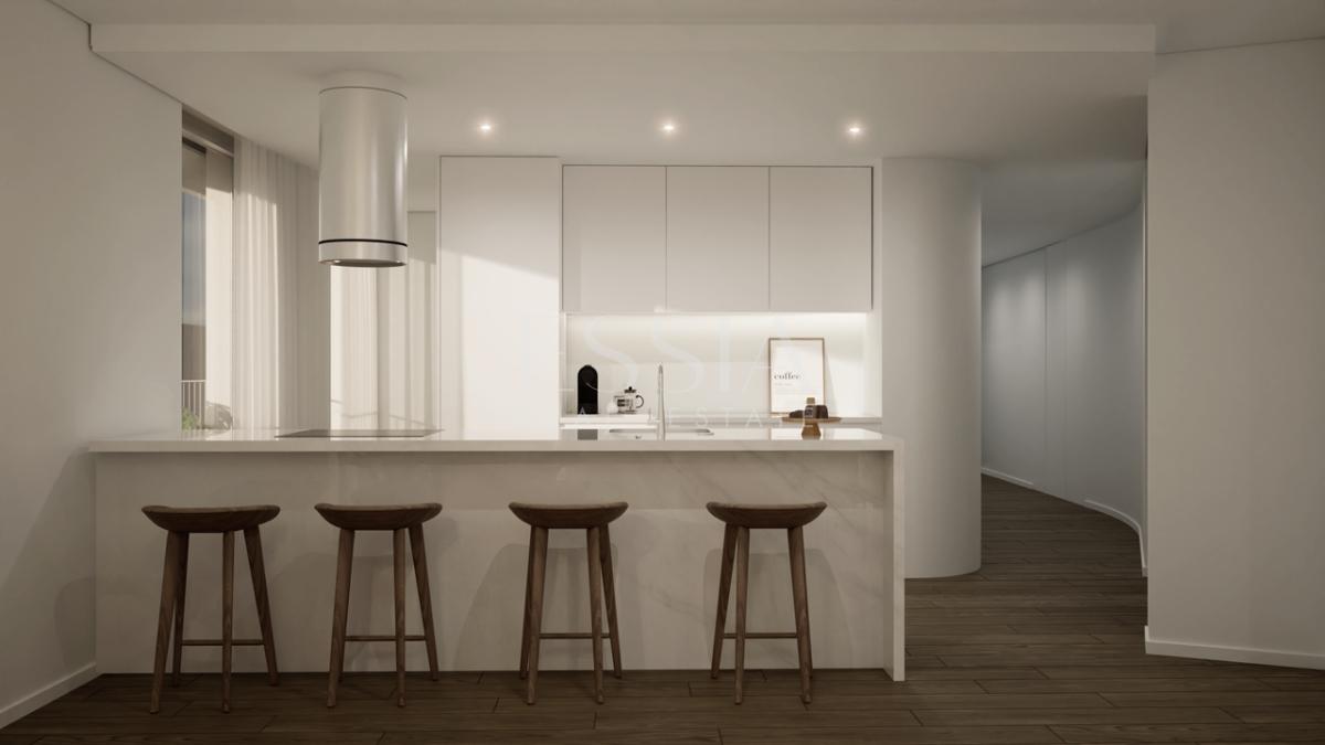 Apartamento T3 com terraço próximo ao Colégio Efanor à Senhora da Hora, Porto