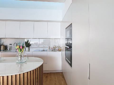 Apartamento T3 Venda em Matosinhos e Leça da Palmeira,Matosinhos