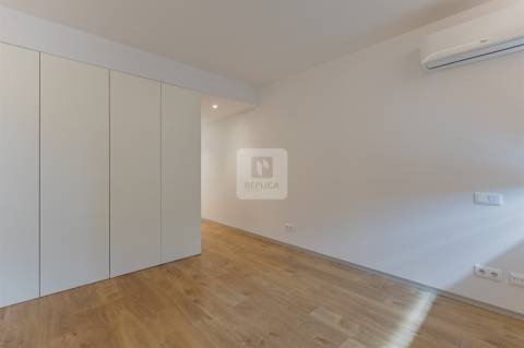 T3 com varanda 16m² e 3 suites no Acquadalva Porto