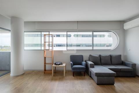 T3 com varanda 16m² e 3 suites no Acquadalva Porto