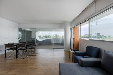 T3 com varanda 16m² e 3 suites no Acquadalva Porto