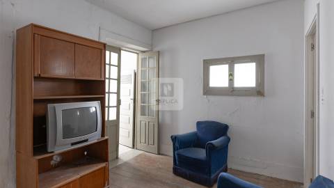 Prédio para Remodelar no Centro do Porto