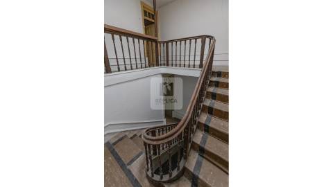 Prédio para Remodelar no Centro do Porto