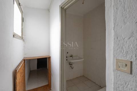 Prédio para Remodelar no Centro do Porto