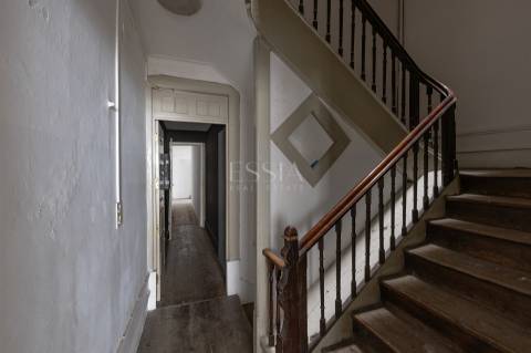 Prédio para Remodelar no Centro do Porto