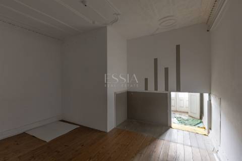 Prédio para Remodelar no Centro do Porto