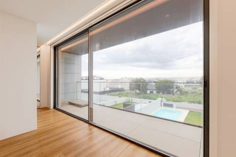 Moradia T3+1 com Vista Mar e Piscina