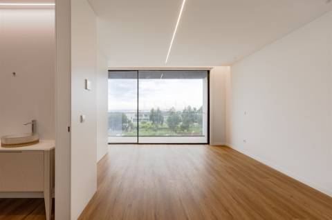 Moradia T3+1 com Vista Mar e Piscina