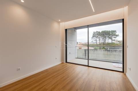 Moradia T3+1 com Vista Mar e Piscina