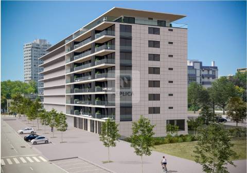 Apartamento T3 com Varanda no Varandas do Foco