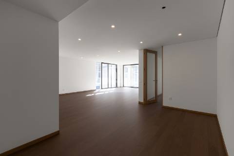 Apartamento T3 com Varanda no Varandas do Foco