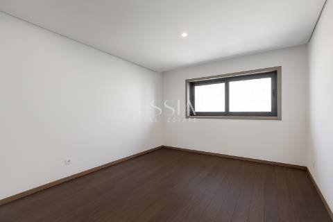 Apartamento T3 com Varanda no Varandas do Foco