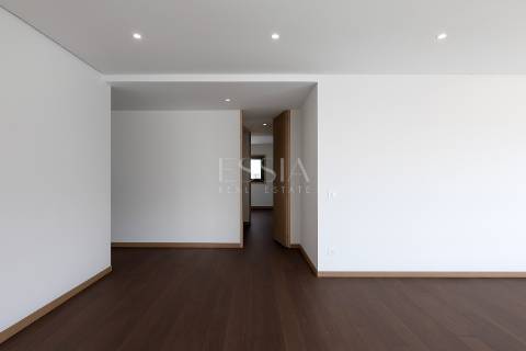 Apartamento T3 com Varanda no Varandas do Foco