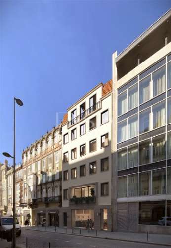 T3 Novo com Varanda na Baixa do Porto