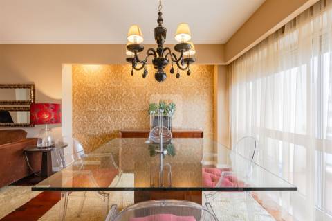 Apartamento T2 Remodelado e Mobilado para Arrendamento em Paranhos