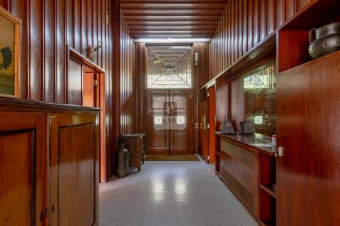 Moradia T5 em Frente de Rio Douro