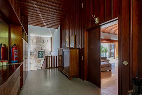 Moradia T5 em Frente de Rio Douro