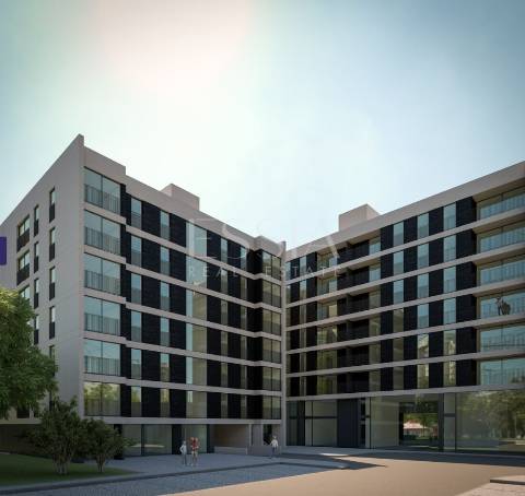 Apartamento T1 com Garagem no Edifício Zeca Afonso em Paranhos