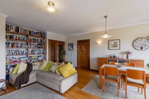 Apartamento T3 com Lugar de Garagem, Casa da Música, Porto