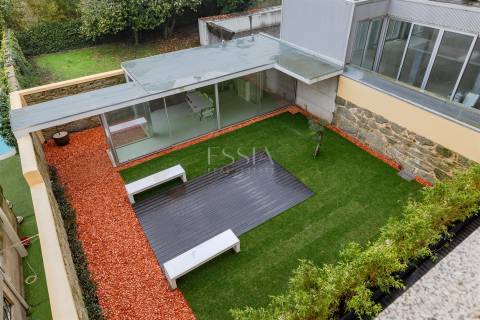 Apartamento T2 junto à Rotunda da Boavista, Porto