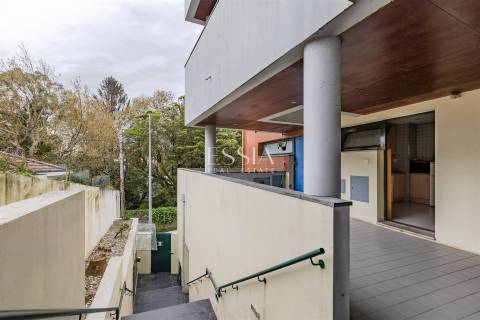 Apartamento T0 com Garagem em Paranhos