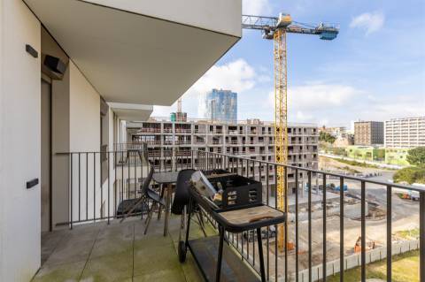 Apartamento T2 com Varanda e Garagem no Antas Atrium