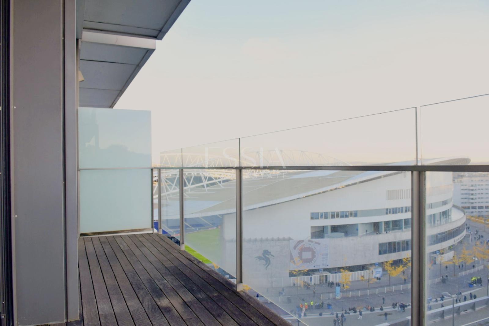 Apartamento T2 com Varanda nas Antas