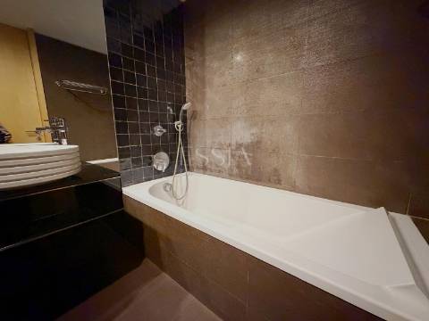 Apartamento T2 com Varanda nas Antas