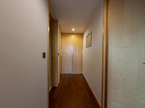 Apartamento T2 com Varanda nas Antas