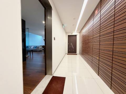 Apartamento T2 com Varanda nas Antas