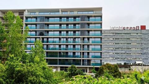 Apartamento T4 com Varanda no Varandas do Foco