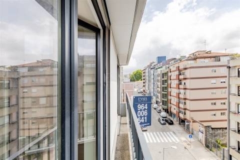 Apartamento T1 em Paranhos