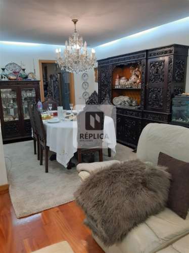 Moradia Geminada T4 em Arcozelo, Vila Nova de Gaia