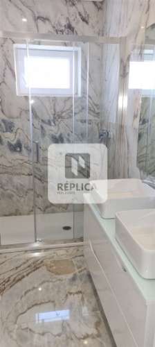 Moradia isolada com 4 suítes remodelada.