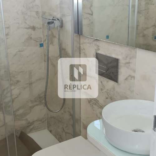 Moradia isolada com 4 suítes remodelada.