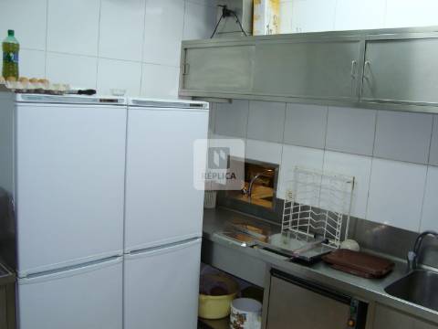 Padaria confeitaria com fabrico próprio