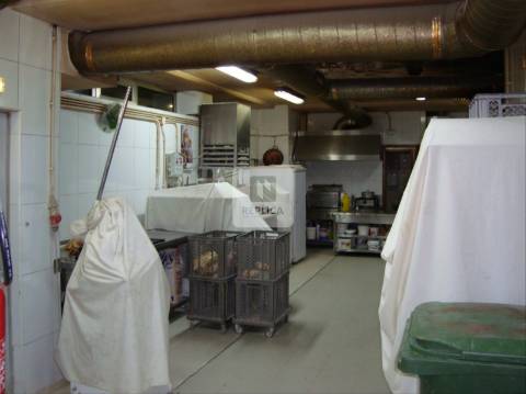 Padaria confeitaria com fabrico próprio