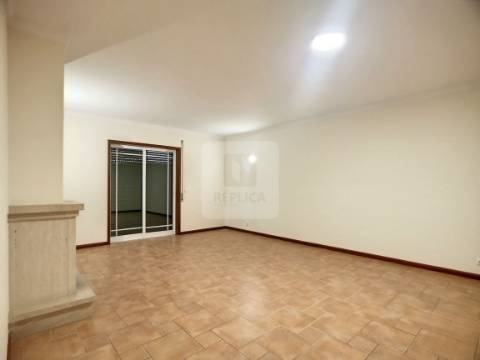 Moradia Geminada T3 em Albergaria-a-Velha, Aveiro