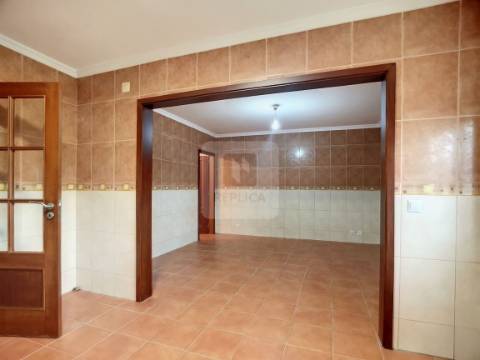 Moradia Geminada T3 em Albergaria-a-Velha, Aveiro