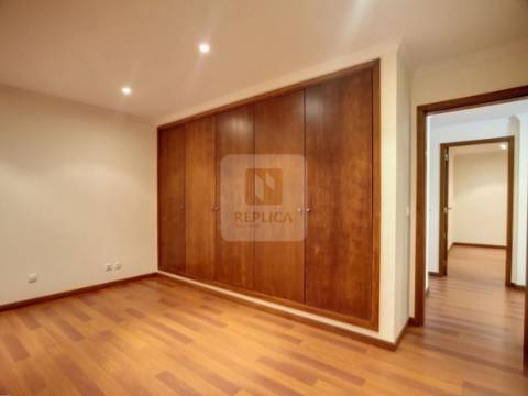 Moradia Geminada T3 em Albergaria-a-Velha, Aveiro