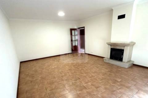 Moradia Geminada T3 em Albergaria-a-Velha, Aveiro