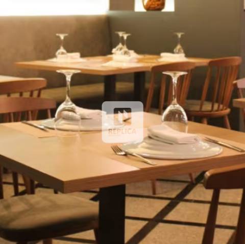 Restaurante Renovado com Espaço Generoso