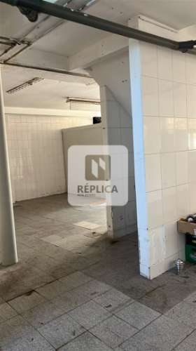 Restaurante Renovado com Espaço Generoso