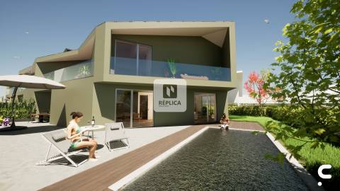 Moradia T3+1 em Canidelo a escassos metros da linha de mar