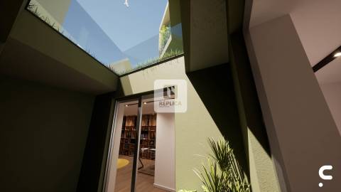 Moradia T3+1 em Canidelo a escassos metros da linha de mar