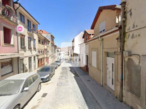 Terreno para construção próximo do Rio Douro